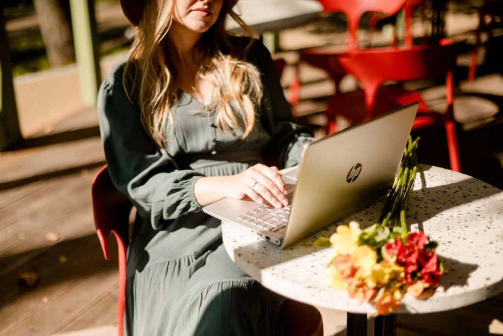 Evi Hollmann elbpixel Brand und Webdesign